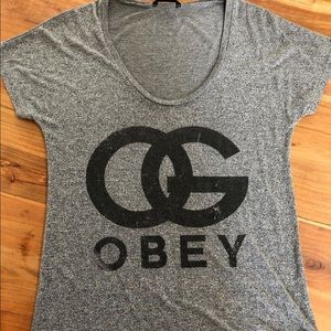 Obey t shirt
